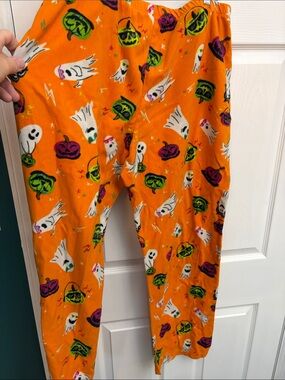Women's Orange Halloween Ghost & Pumpkin Pajama Pants - Festive Sleepwear